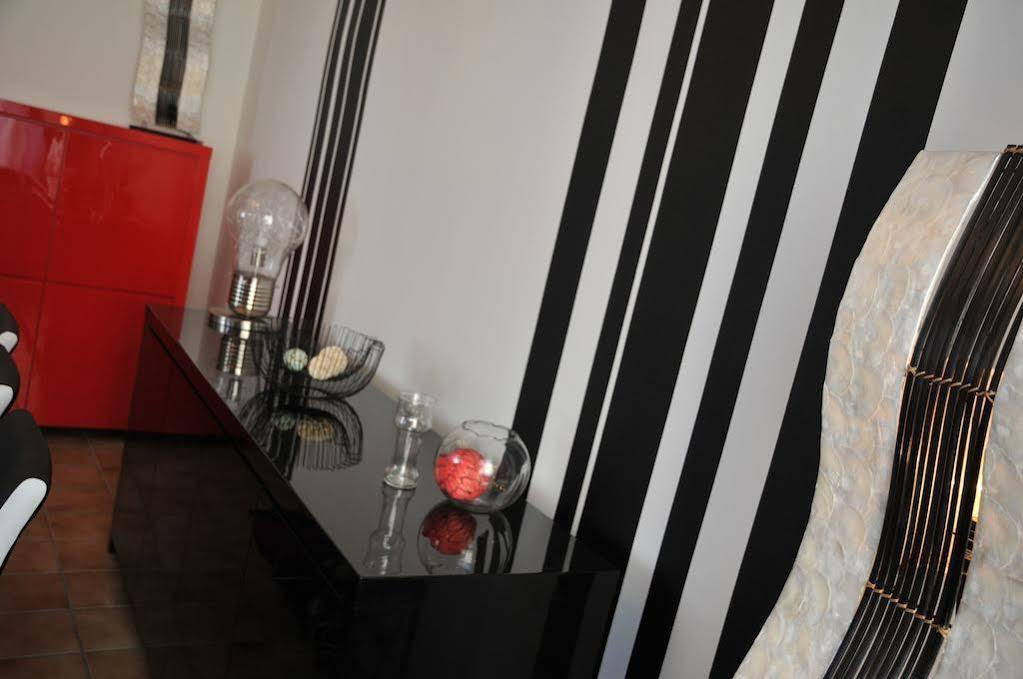 Gite Stone Lodge Bourcy Exterior foto